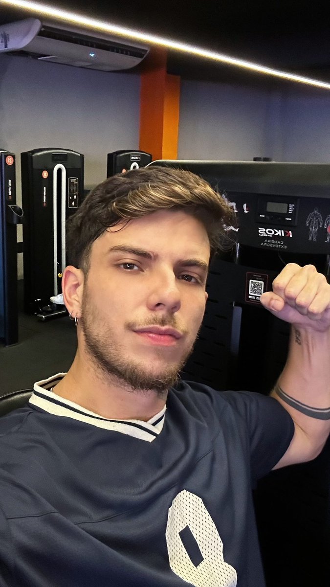 Tom R. Passos tweet media