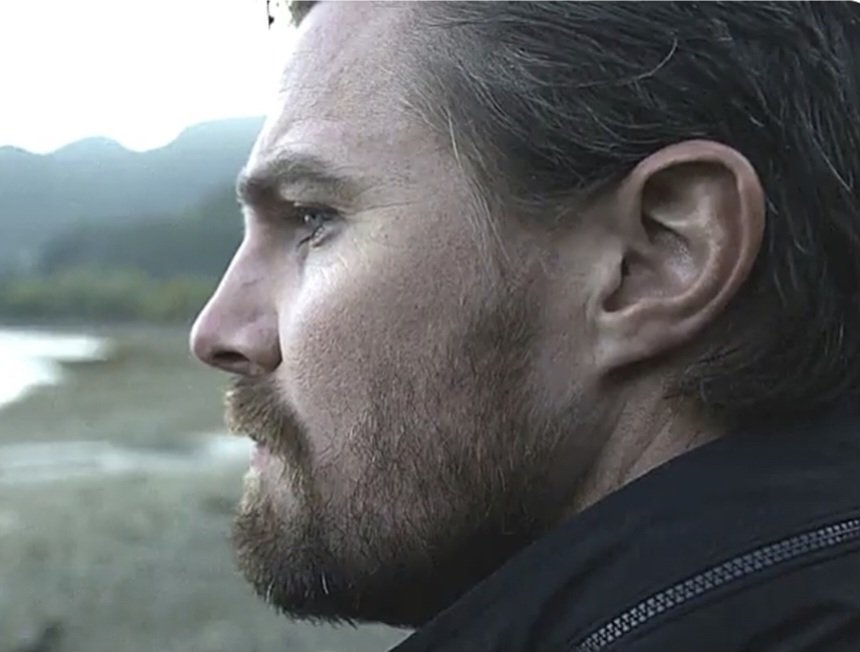 marabrazil2's tweet image. Back in Lian Yu.
#Arrow 8x7
#StephenAmell 
....