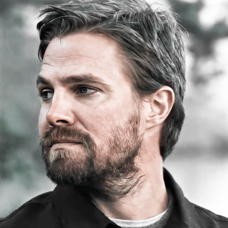 marabrazil2's tweet image. Back in Lian Yu.
#Arrow 8x7
#StephenAmell 
....
