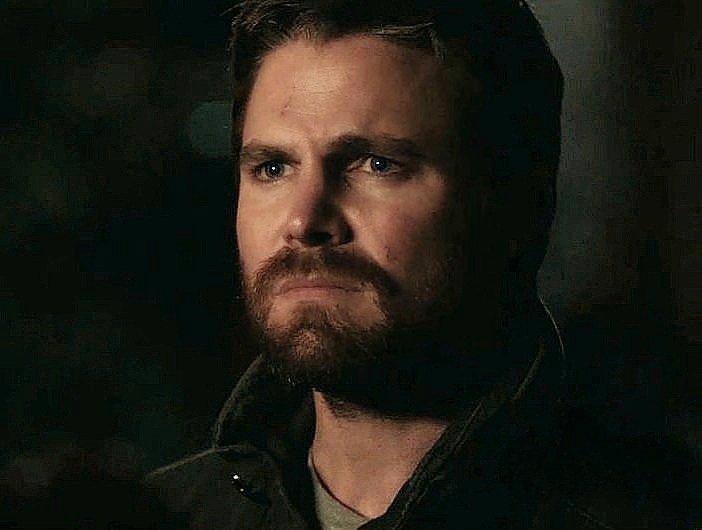 marabrazil2's tweet image. Back in Lian Yu.
#Arrow 8x7
#StephenAmell 
....