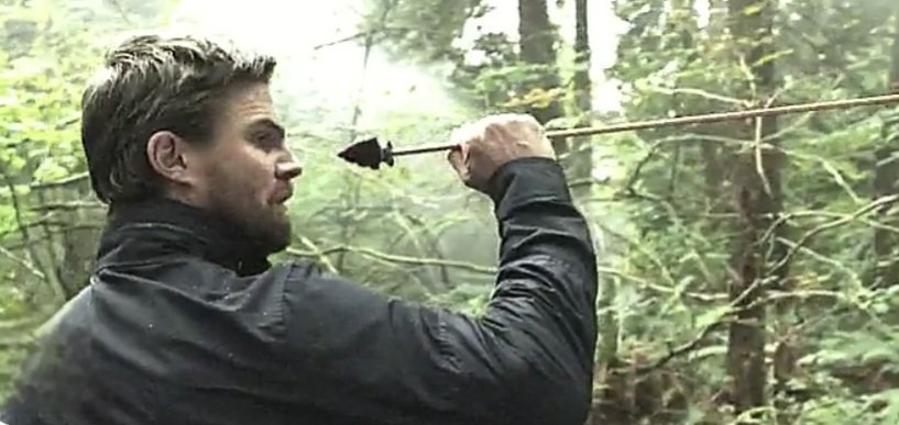 marabrazil2's tweet image. Now he's the master.
Oliver 
Back in Lian Yu.
#Arrow 8x7
#StephenAmell 

....

....