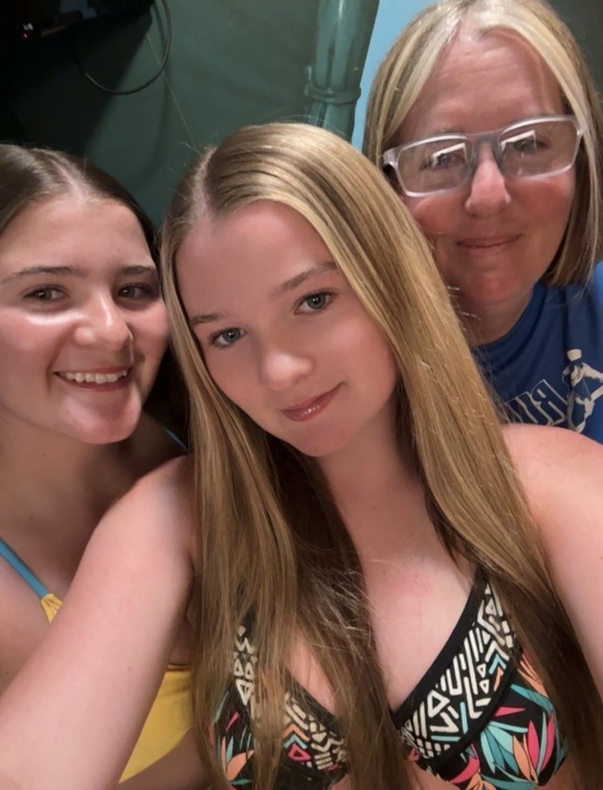 specialkk75's tweet image. I had a great time at Great Wolf Lodge with my family this weekend. I don’t take much time away from sports, but when I do, I make sure to spend it with the people I love most!

#FamilyTime #Blessed #Athlete