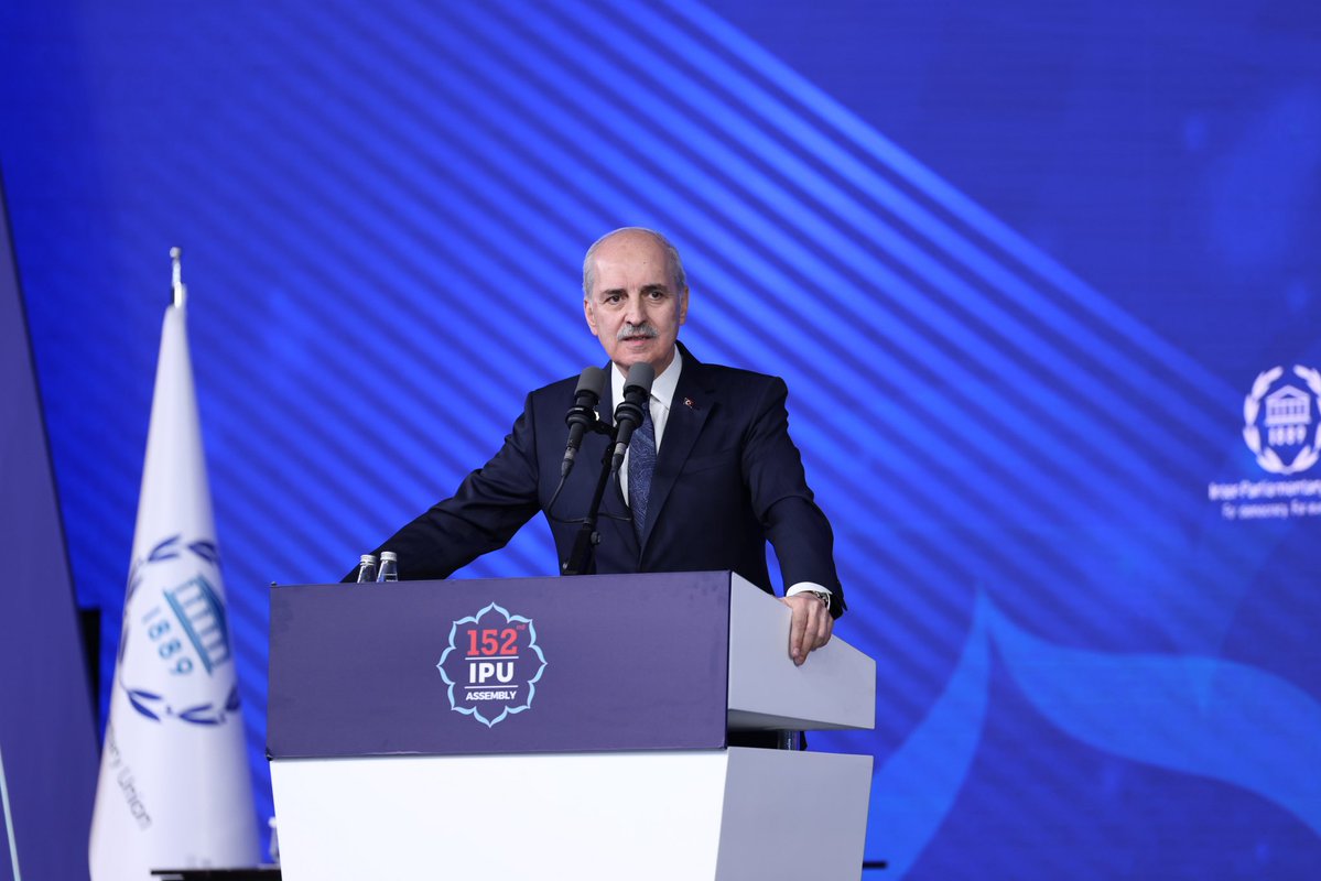 TBMMresmi's tweet image. TBMM’nin ev sahipliğinde İstanbul’da düzenlenen Parlamentolar Arası Birlik 152. Genel Kurulu’nun kapanış oturumu, Türkiye Büyük Millet Meclisi Başkanımız @NumanKurtulmus başkanlığında gerçekleştirildi.

Genel Kurul’un kapanışında İstanbul Deklarasyonu ile “Orta Doğu ve diğer