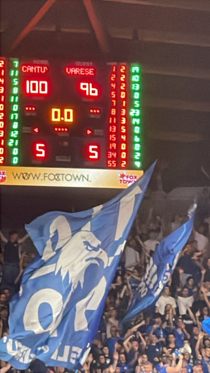 thejoshuatree77's tweet image. #derby #cantuvarese