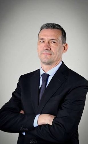 con due euro ha preso l esterno piu forte della serie (#Boga) e un buon terzino di riserva (#Holm).
semplicemente marco #Ottolini.
#JuventusBologna