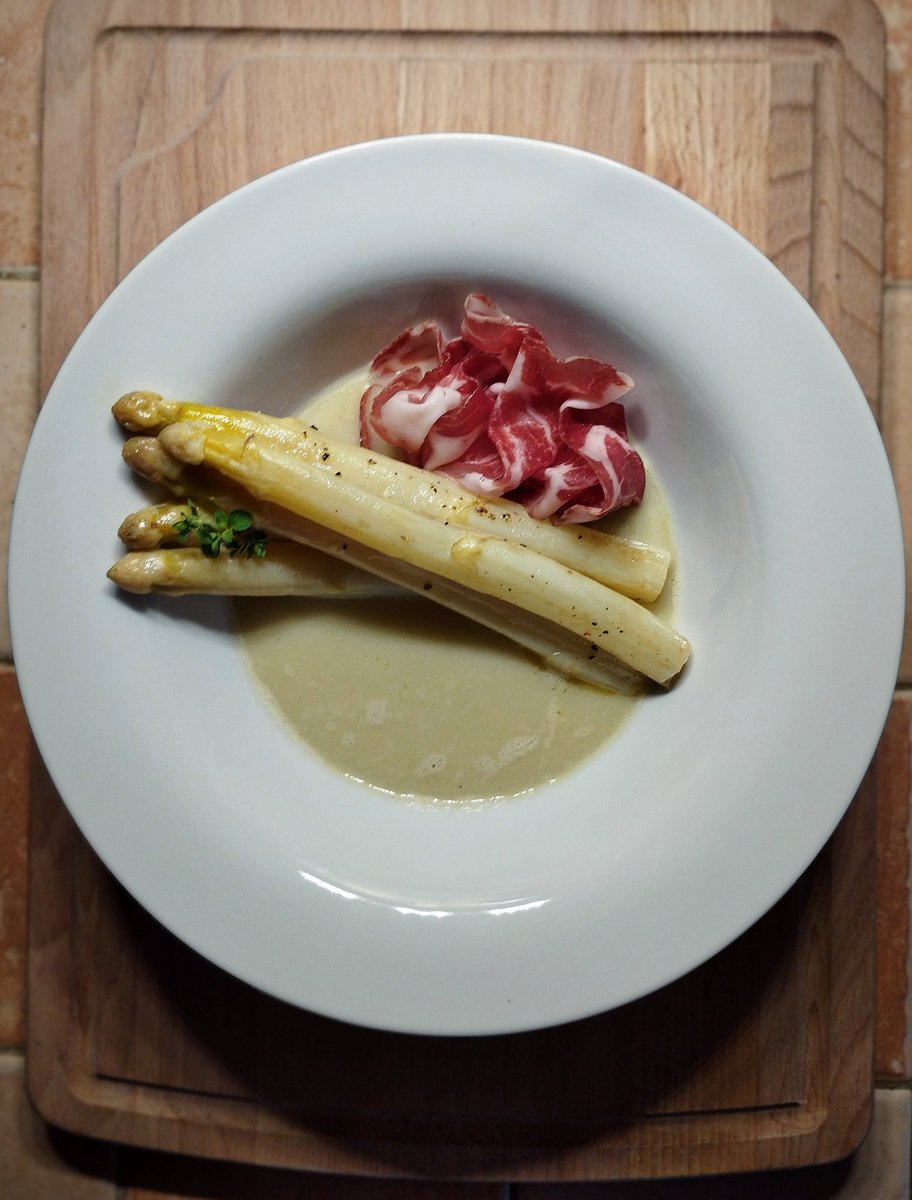 Jteakache tweet media