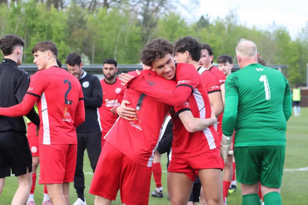 Oscar Tonge tweet media