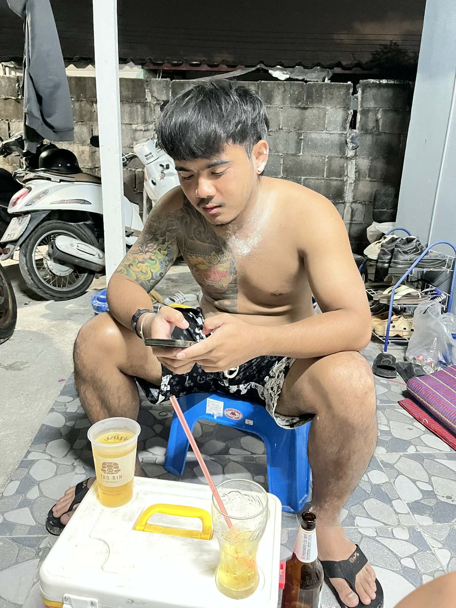 คยว tweet media