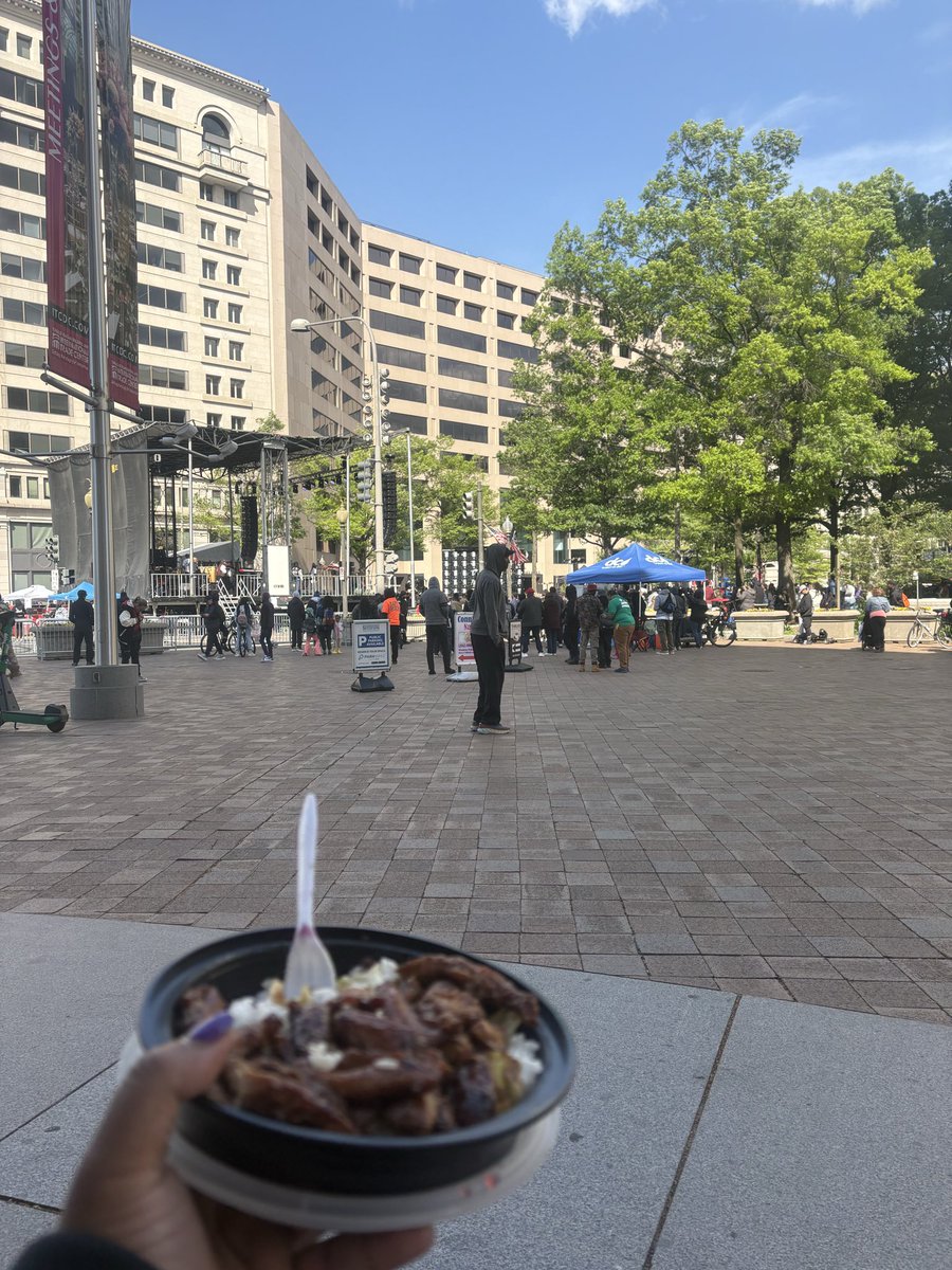 Stamper4DC's tweet image. The best and only way to spend this evening celebrating with @MayorBowser and @Tip 
#TaxationWithoutRepresentation
#All8Wards #51st #DCStatehoodNOW