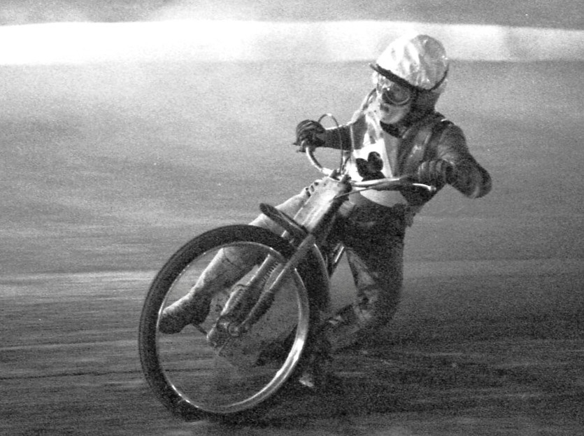 Upright Speedway  tweet media