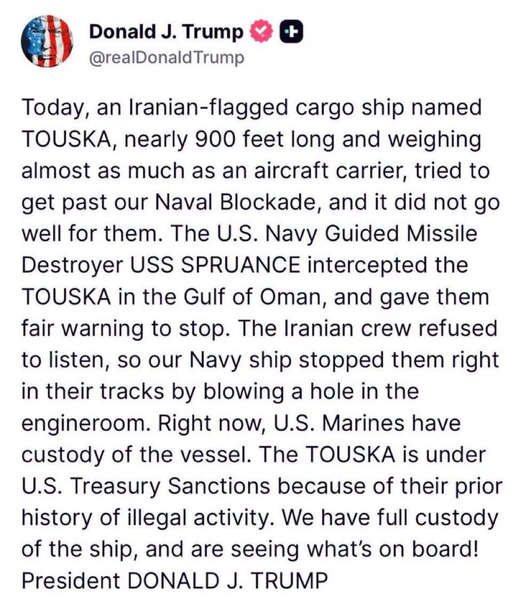 Grnfink2's tweet image. „(…) so our Navy ship stopped them right in their tracks by blowing a hole in the Engineering.“

#Marine