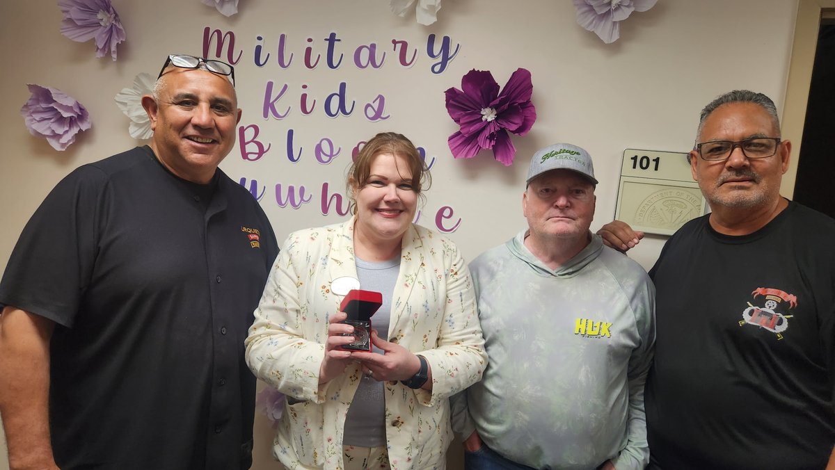 Sapper_Assoc's tweet photo. Special thanks to Kirsten Carpenter from Fort Leonard Wood for her guidance and assistance, keeping the Association on point. Mission first! @Drive_On_Sapper @ghorstkj @johnnygi30 @Official_Sapper @SapperNacho @CSM_Gan @AnthonyBarbina https://t.co/WvdWISjFUt
