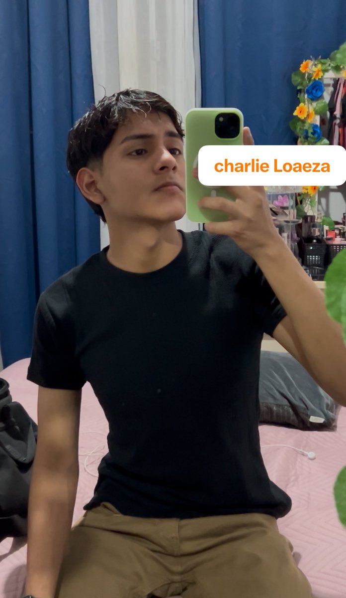 charly L. tweet media
