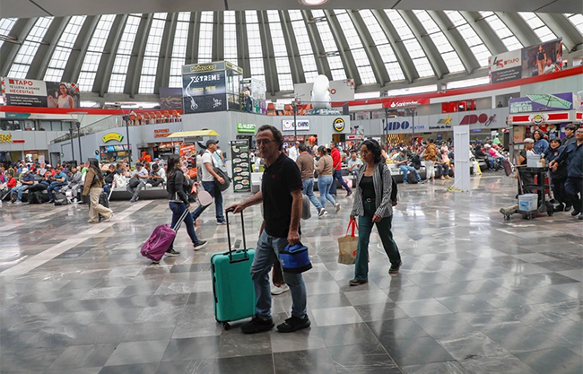 Radio_Zocalo's tweet image. Exigen que INM acate veto a detenciones de migrantes en las centrales camioneras
radiozocalo.com.mx/694109/
#Nacional #INM #Detenciones #Migrantes