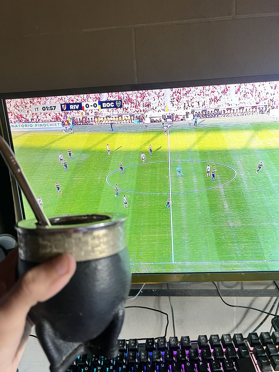 Unos amargos mientras tomo mates