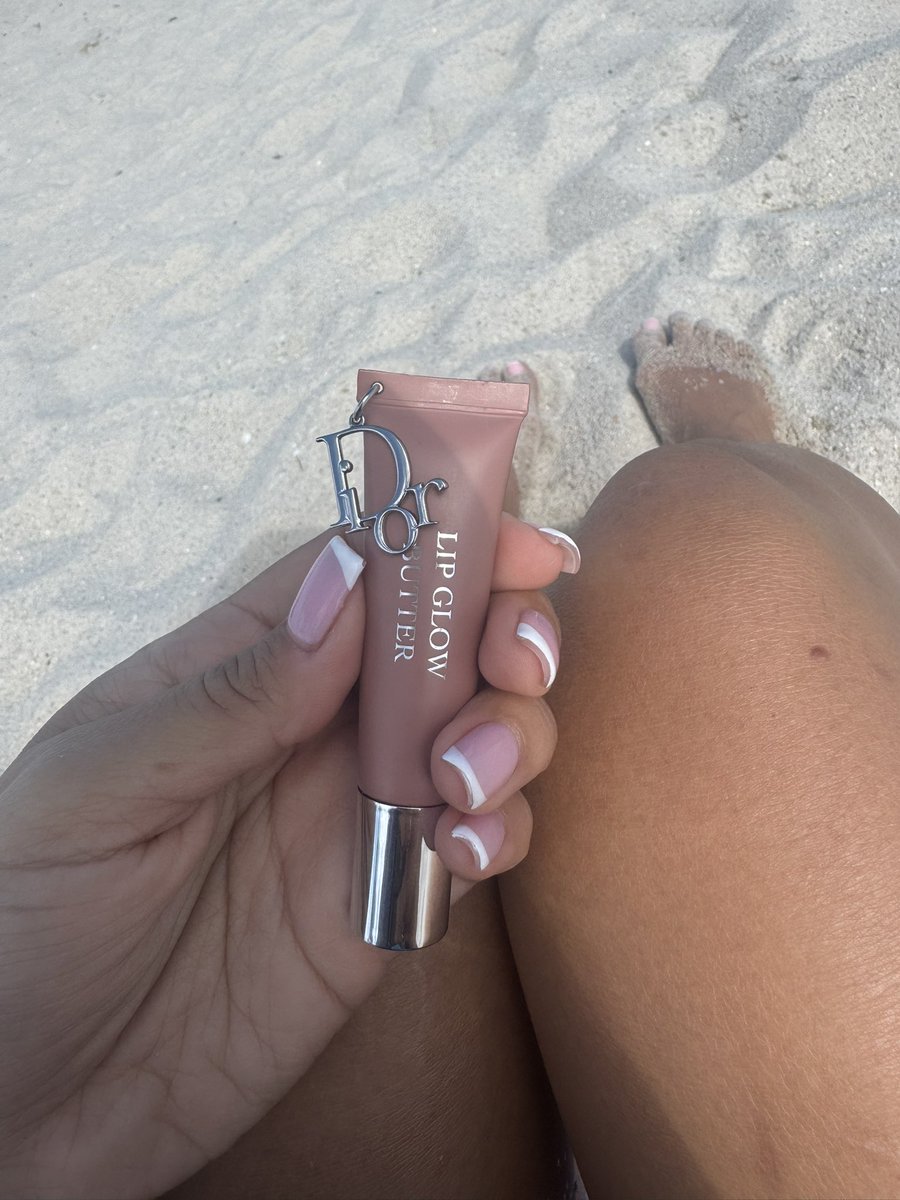 Prettyykitty22 tweet media