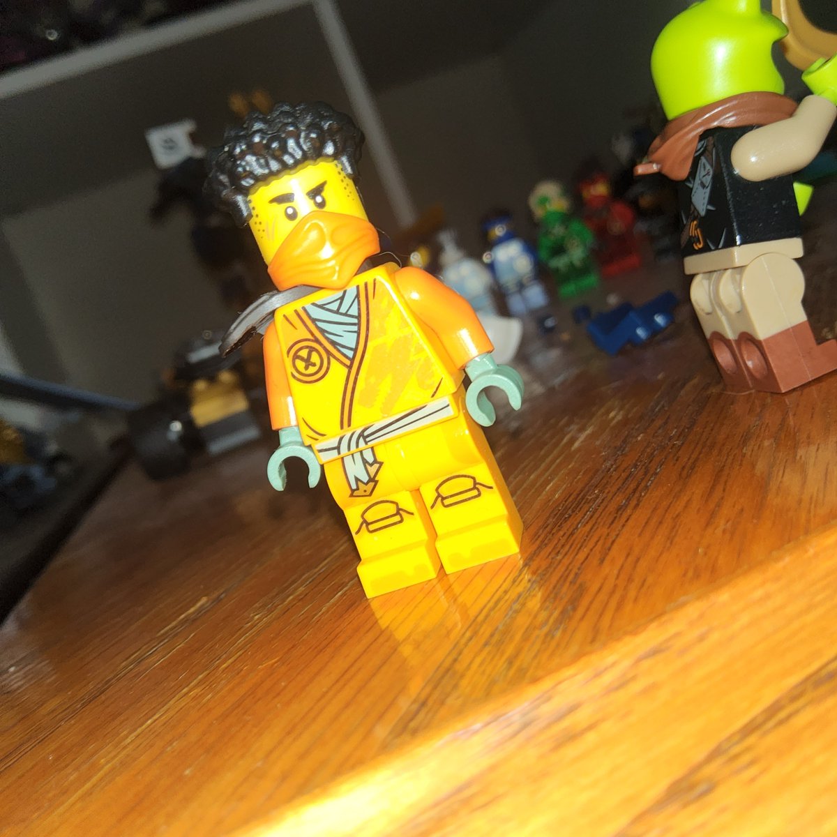 beesbumbled's tweet image. #ninjago #ninjagotwt people are calling this the most sand green that arin has ever been