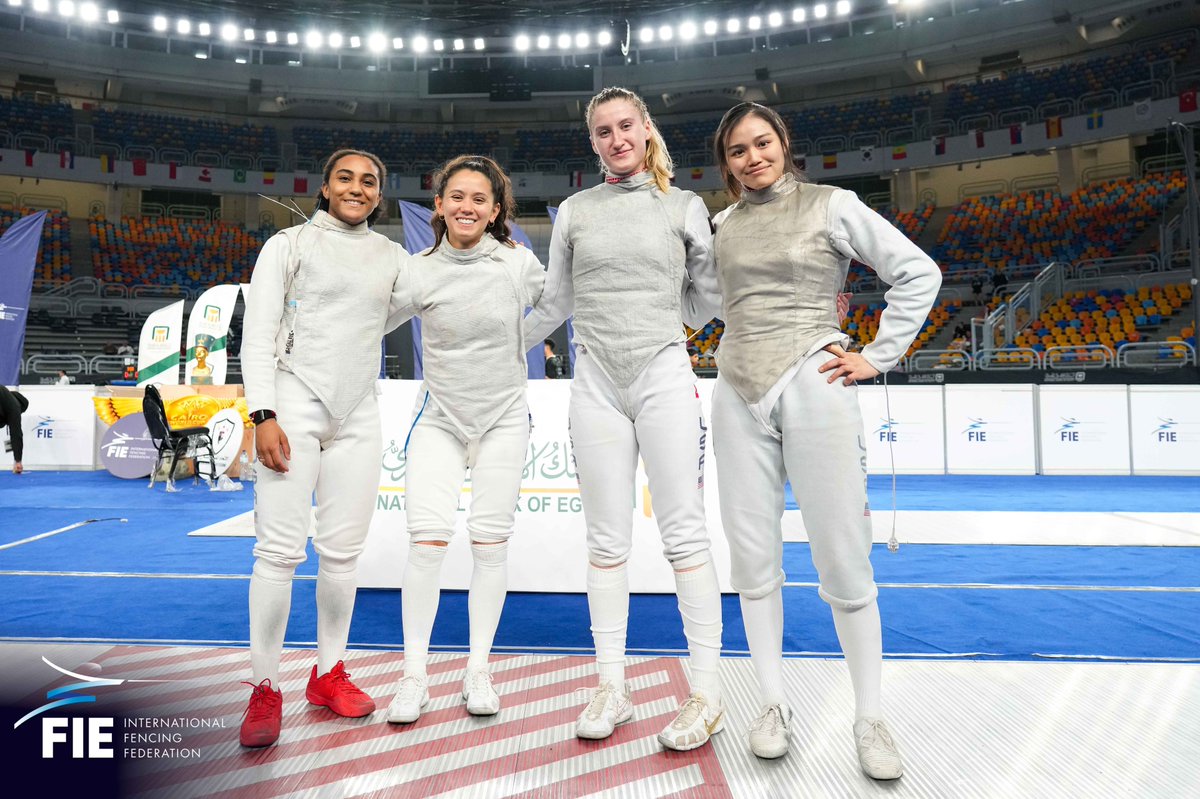 FIE_fencing's tweet image. Highlights from the Cairo Foil World Cup - Women’s Team Foil 🇪🇬🤺

📸 Bizzi / Eva Pavia

#esgrima #fencing #escrime #cairo #egypt