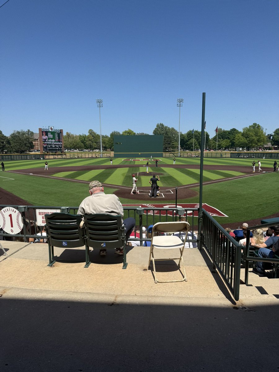 TonyRomo69420's tweet image. #Back.