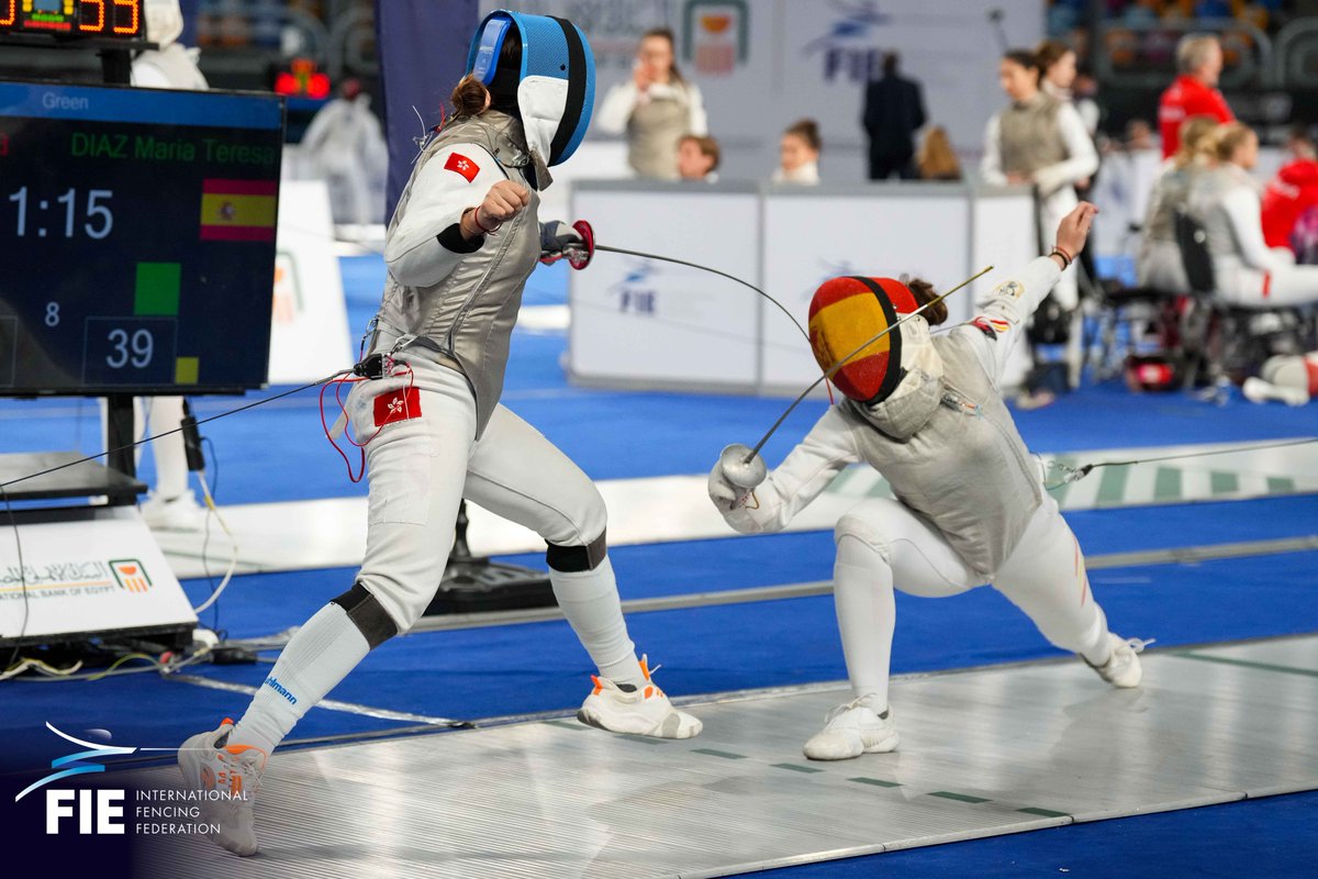 FIE_fencing's tweet image. Highlights from the Cairo Foil World Cup - Women’s Team Foil 🇪🇬🤺

📸 Bizzi / Eva Pavia

#esgrima #fencing #escrime #cairo #egypt