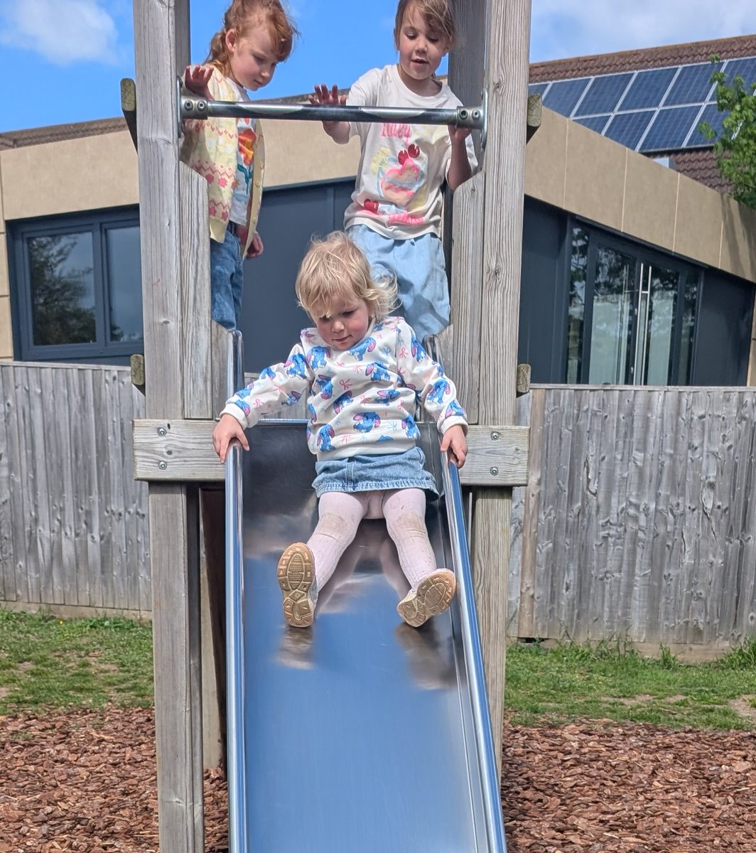 LLLChick's tweet image. We've had the best weekend, Sheffield next time @zoe_bearx ❤️❤️ #Besties #Family #ThankFckImAlive #HoldOnThingsChange #MentalHealth