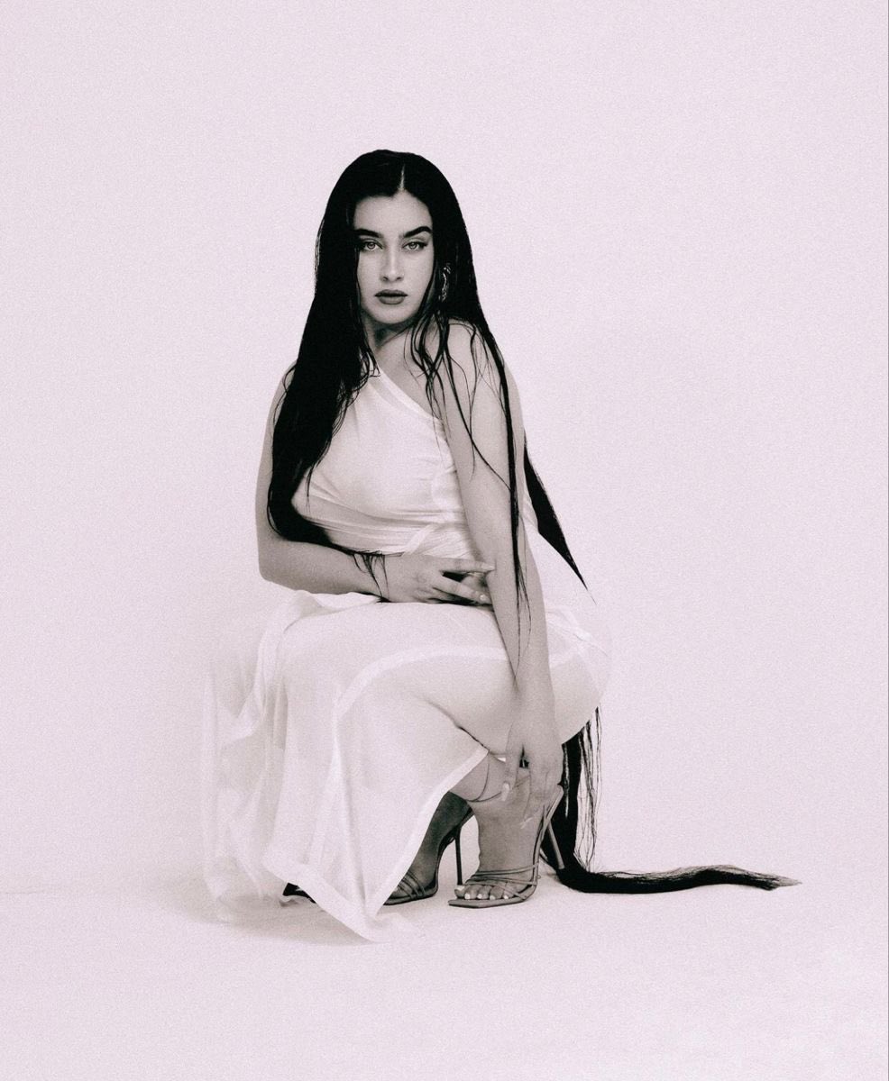 lmjcrave's tweet image. Lauren Jauregui praises Karol G's 2026 #Coachella performance

“Karol G ate.”