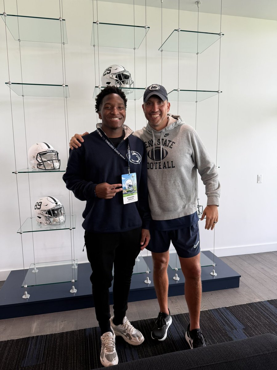 Jeovanni Henley⭐️⭐️⭐️ tweet media