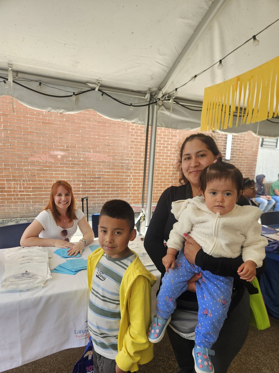 jcpsls's tweet photo. 🌟💜 Grateful to join La Casita Center in celebrating Día de lxs Niñxs. Languages and cultures make our community stronger 🎉🌍
#EquityThroughLanguageAccess @DrJillHandley
@JCPSAsstSuptASP
@JCPSKY https://t.co/tp37K7fRUu