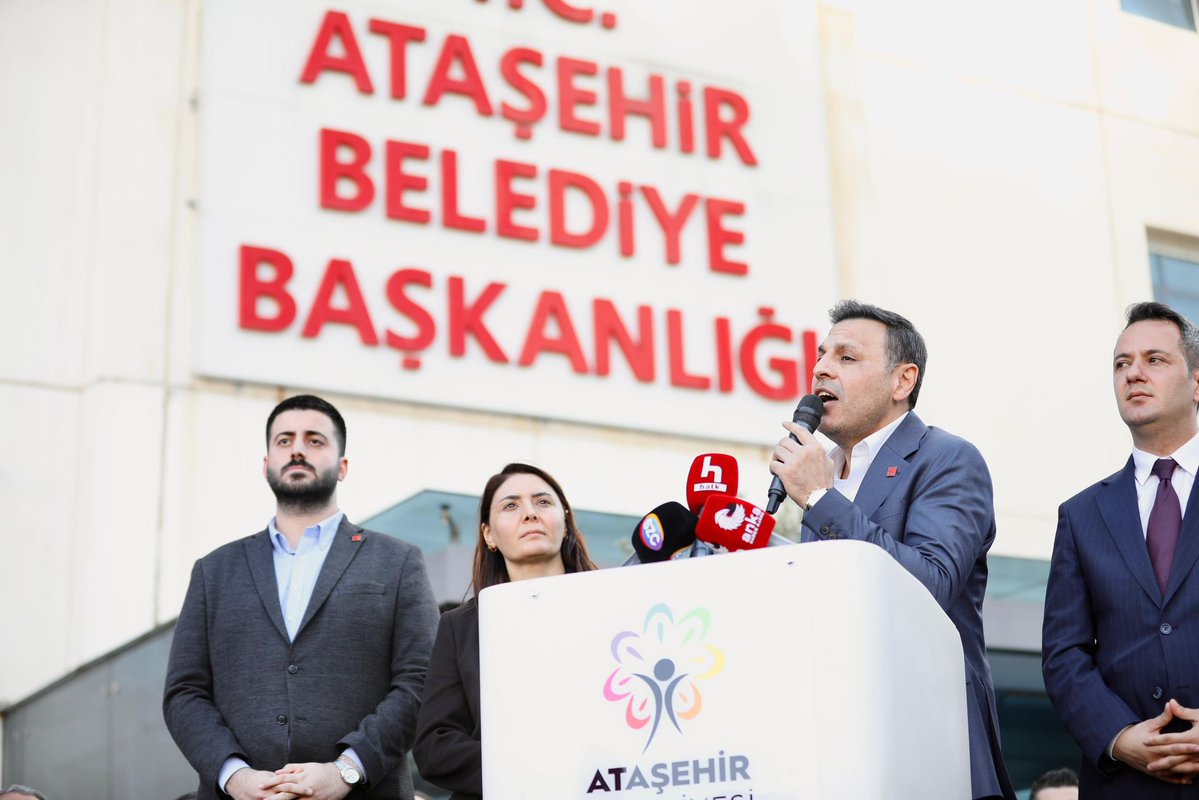 Özgür Çelik tweet media