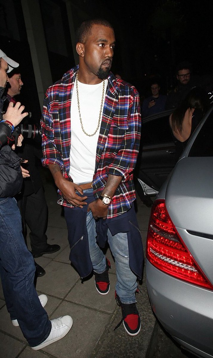 YZAREYEZ's tweet photo. Let Me Just Add My Two Cents, Though They Are Many Others That Influence The Hype 4 The Jordan 1’s Kanye West Is The Blueprint https://t.co/qehpF6oCtv
