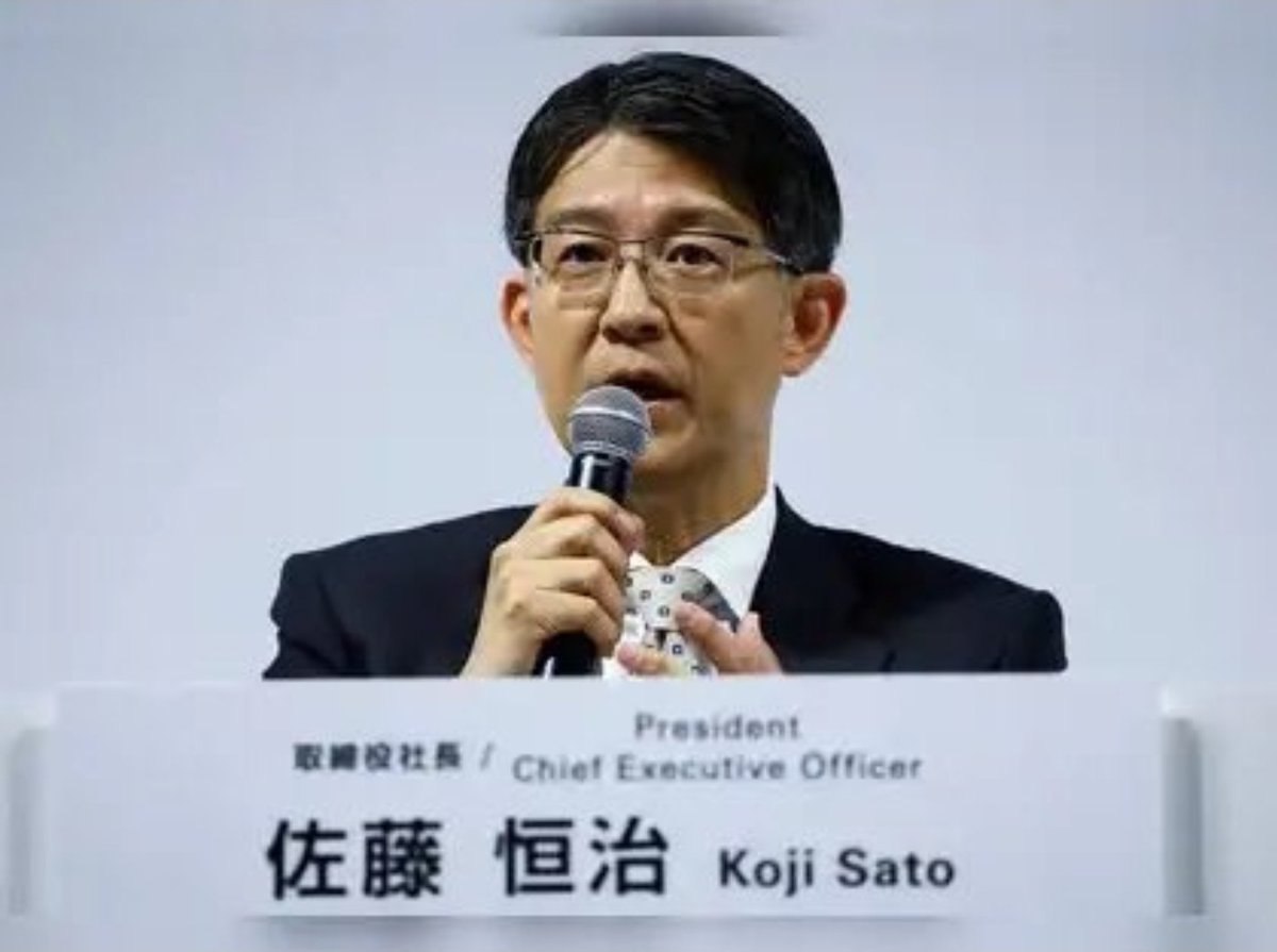 أطلق كوجي ساتو، رئيس تويوتا، تحذيراً صادماً لكبار موردي الشركة قائلاً: "لن ننجو إذا استمرت الأمور على حالها"، بسبب المنافسة الشرسة من شركات السيارات الصينية. يأتي هذا القلق العميق رغم تحقيق تويوتا مبيعات تاريخية بلغت 11.3 مليون سيارة وأرباحاً قياسية العام الماضي.
​وأكد كينتا كون،