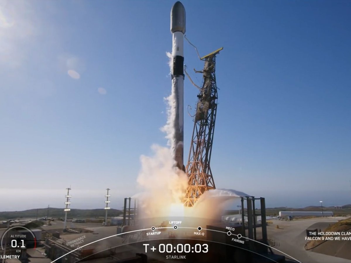 KelvinMP_WWE's tweet image. Launch Alert! 🚀🛰️

Besok, Falcon 9 meluncur dari California untuk memperluas jaringan Starlink. Misi: Menghubungkan dunia lewat langit. Teknologi emang nggak ada matinya. 📈💻

Siapa yang sudah pakai Starlink di sini? Share pengalaman kalian di bawah! 👇

#SpaceX #FutureTech