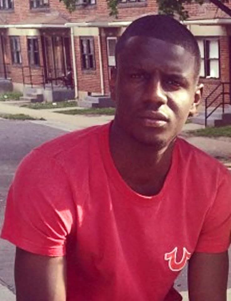 SankofaTravelHr's tweet image. #OTD 2015, Freddie Gray died from spinal injuries a week after police took him into custody. In 2017, the independent federal investigation found insufficient evidence to support federal criminal civil rights charges against the six Baltimore officers.