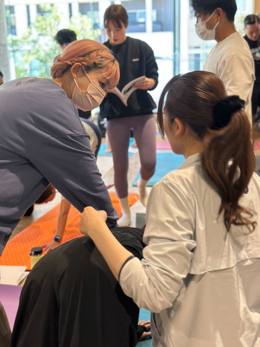 【Pilates Synthesis マットコースのご報告】

先日、横浜開催のマットコースが終了しました。ご参加いただいた皆さま、誠にありがとうございました。　

当コースでは運動療法の原理原則や、68種目の理論的背景、指導法、プログラミングをお伝えします。