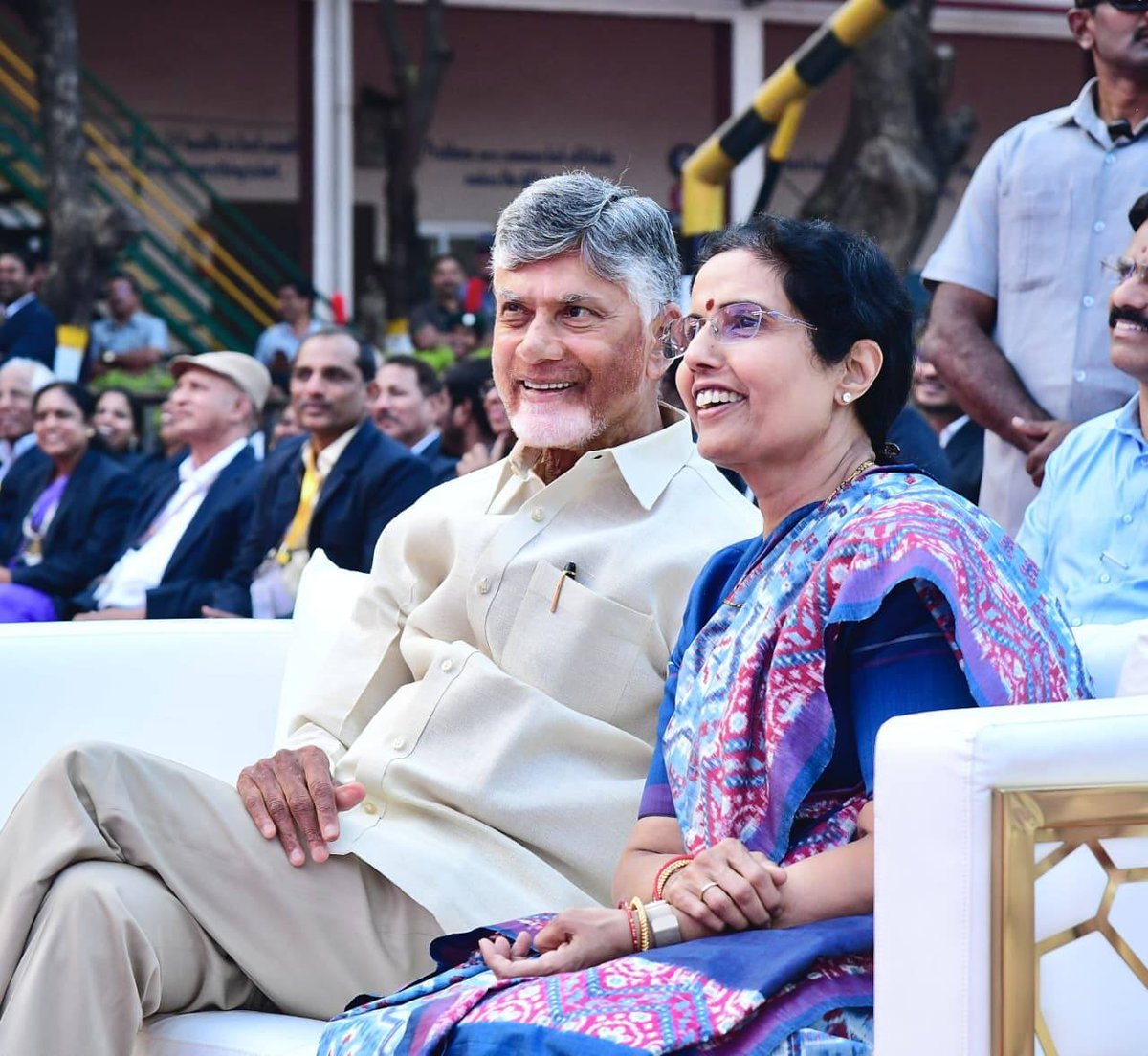 Nara Bhuvaneswari tweet media