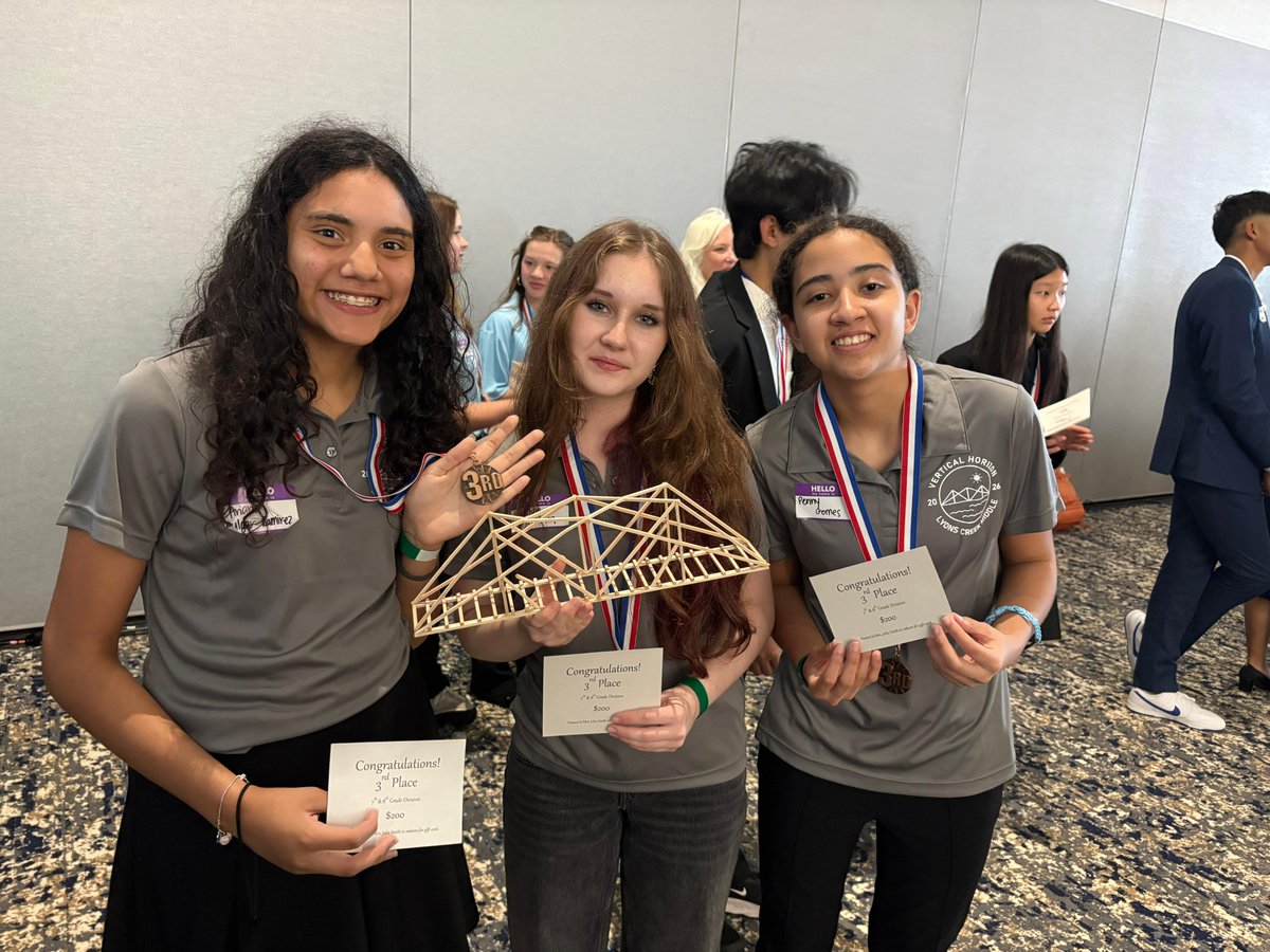 Lyons Creek Middle School tweet media