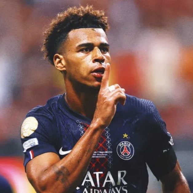 ابو العژ tweet media