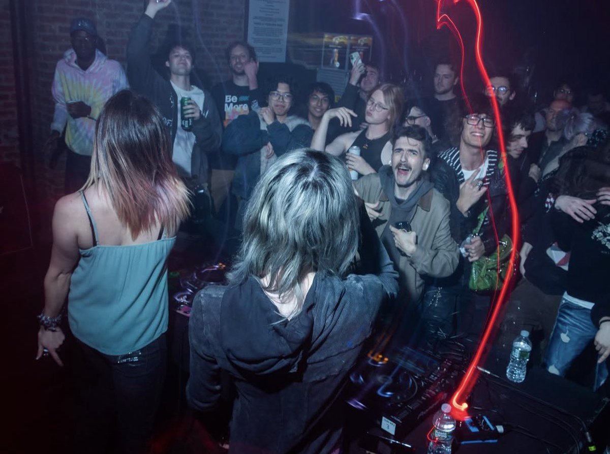 kuru updates 🪽 tweet media