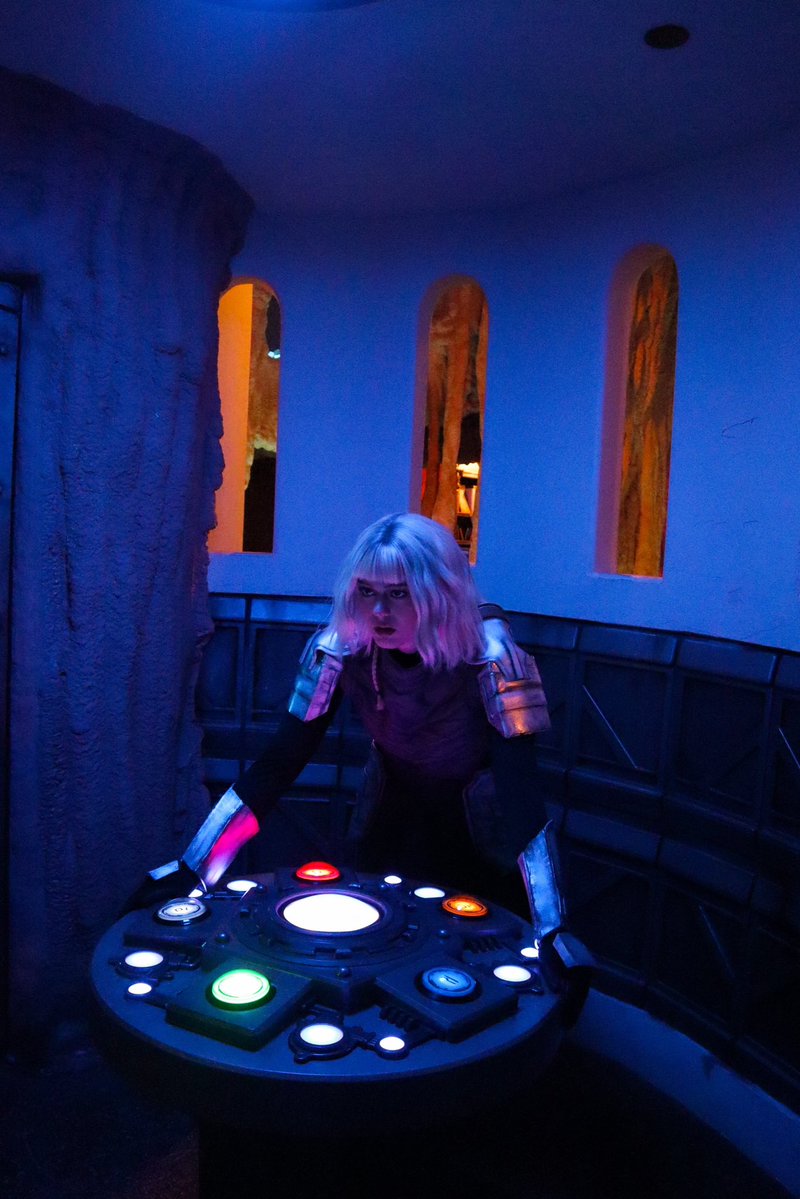 julia jenson🪐 tweet media