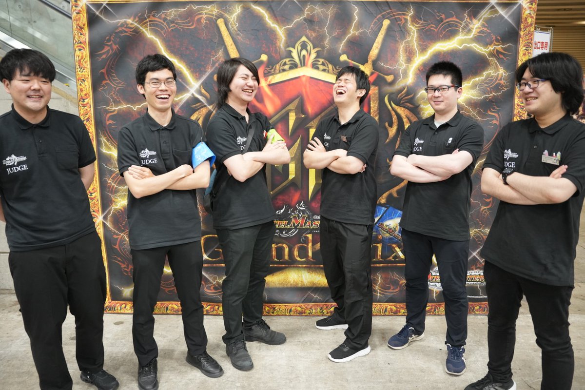 ルーチ tweet media