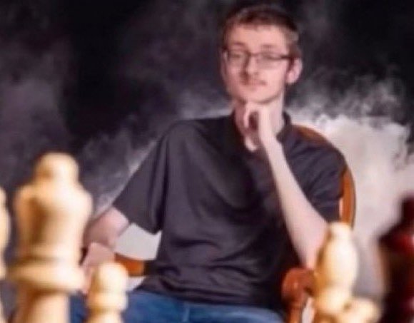 Market opens*
"Shahed on D6" 
*Market closes*
"Tomahawk on F7"
*Market opens*
"Hezbollah on A2"
*Market closes*
"Marines on C3"