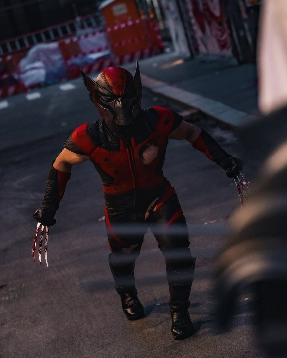 Sentinel_pr1me's tweet image. Who’s winning this fight?               #taskmaster #wolverine