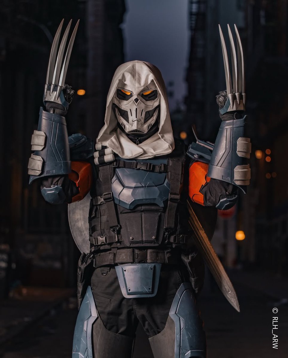 Sentinel_pr1me's tweet image. Who’s winning this fight?               #taskmaster #wolverine