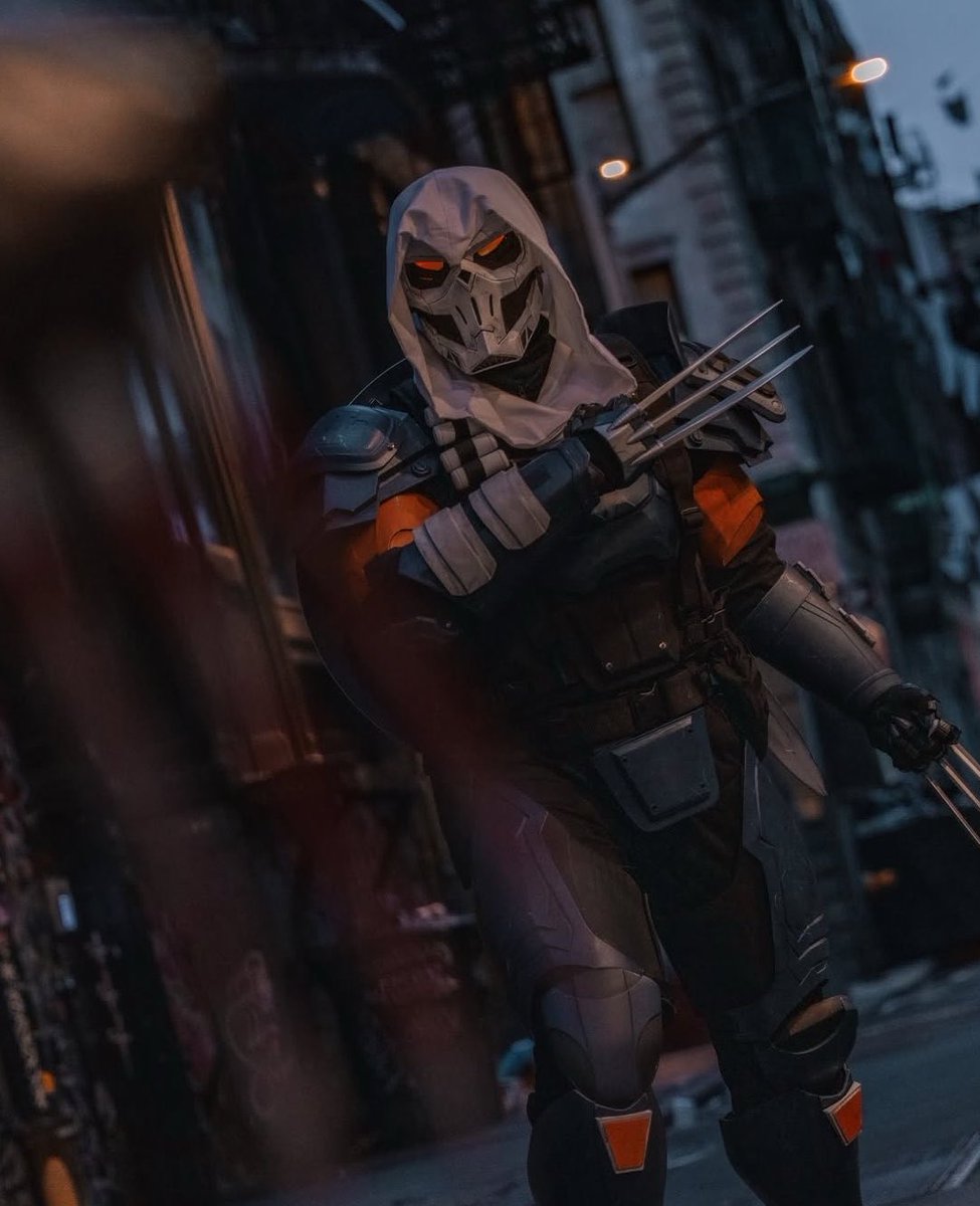 Sentinel_pr1me's tweet image. Who’s winning this fight?               #taskmaster #wolverine