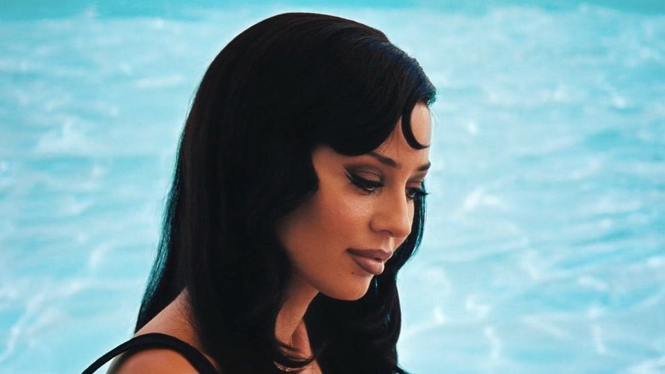 celina ❦ tweet media