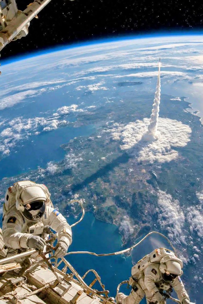 Physics-astronomy tweet media