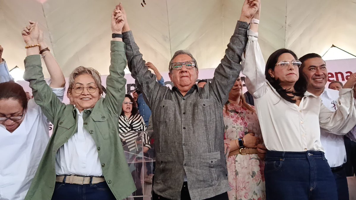 FrenteMexiquens's tweet image. Hoy se siente la fuerza de la gente 💪
¡Unidos hacemos historia! 

#frentemexiquense #somosfuerza #chicoloapan