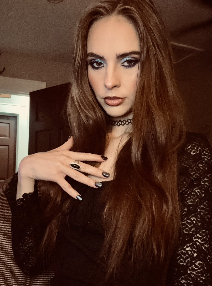 elle🐚 findom tweet media