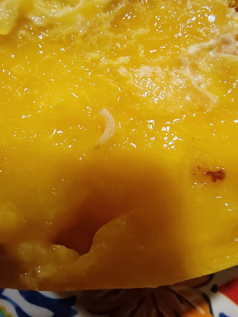 anagdv's tweet photo. Los mangos que venden en #LaComer de Insurgentes sur 🤢 @LaComerOficial https://t.co/1z4rpaXkNa