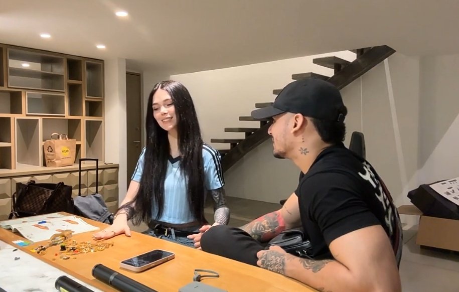 Leandro ya hasta agarradita de manos JAJAJAKKAKA